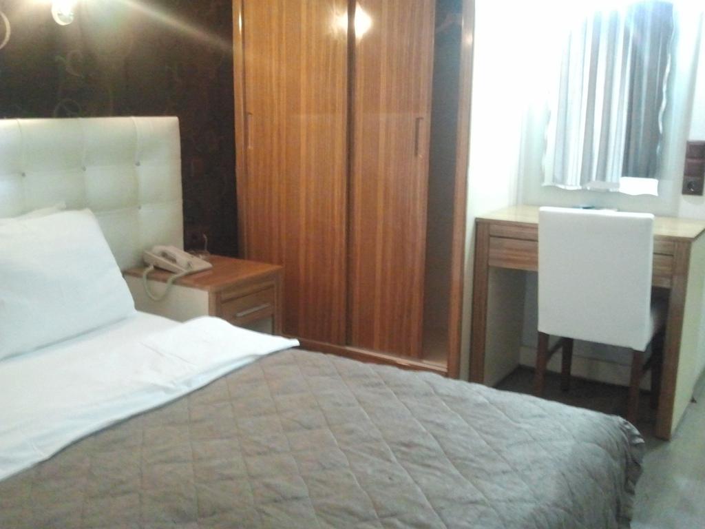 Hotel Kocaman Esmirna Quarto foto