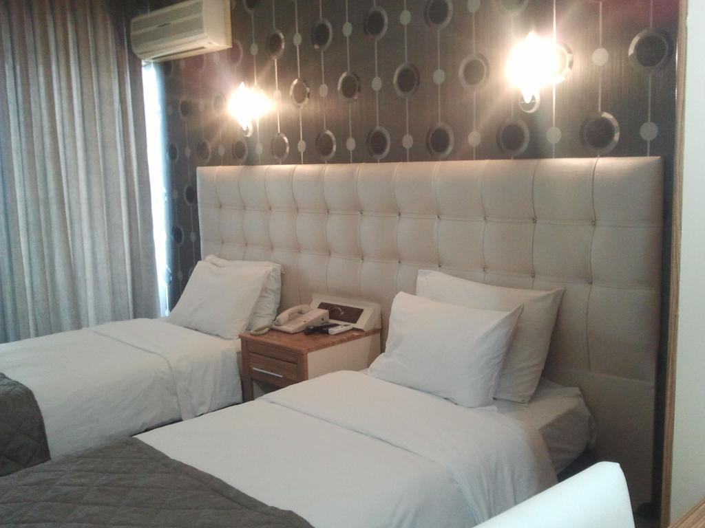 Hotel Kocaman Esmirna Quarto foto