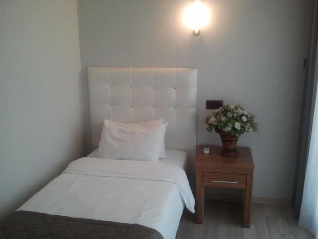 Hotel Kocaman Esmirna Quarto foto