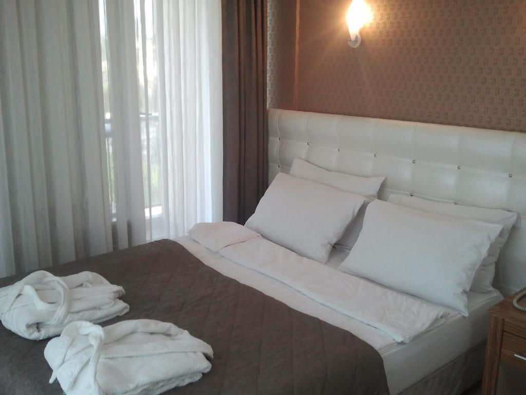 Hotel Kocaman Esmirna Quarto foto