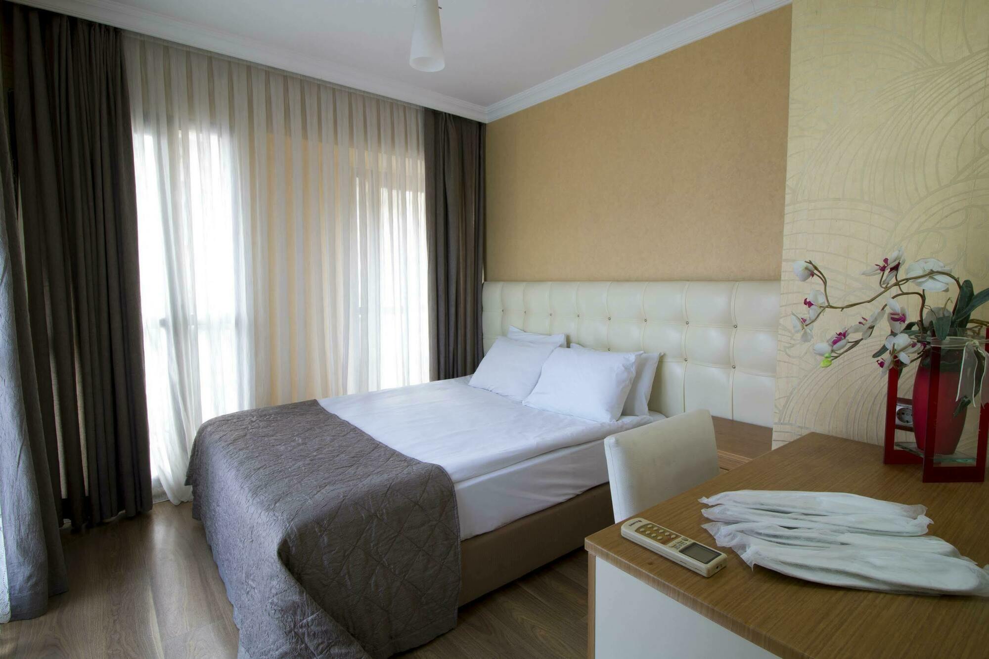 Hotel Kocaman Esmirna Exterior foto